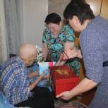 Акция «Подарок ветерану» прошла в Соколе в преддверии Дня Победы
