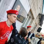 В Мошковском районе при поддержке «Единой России» открыли мемориальную доску Ивану Федосову