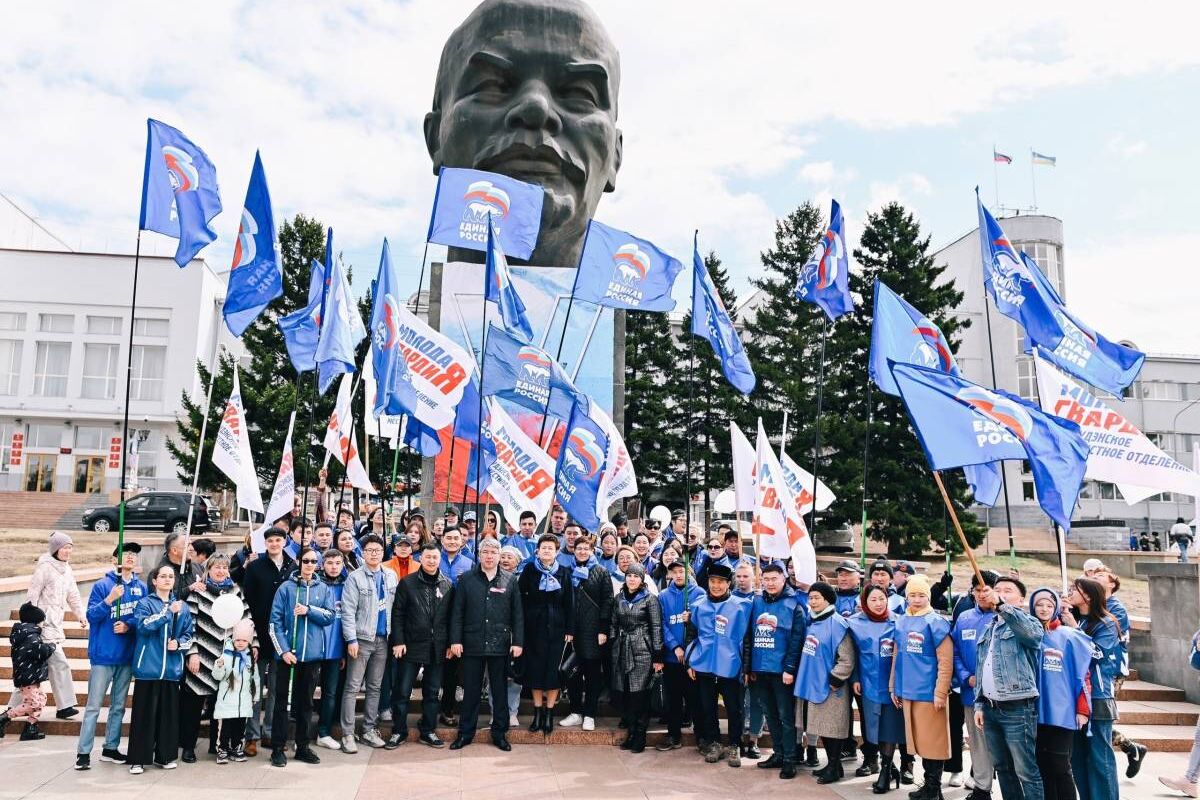 В Улан-Удэ состоялся митинг в честь 1 мая - праздника Весны и Труда |  02.05.2023 | Новости Улан-Удэ - БезФормата