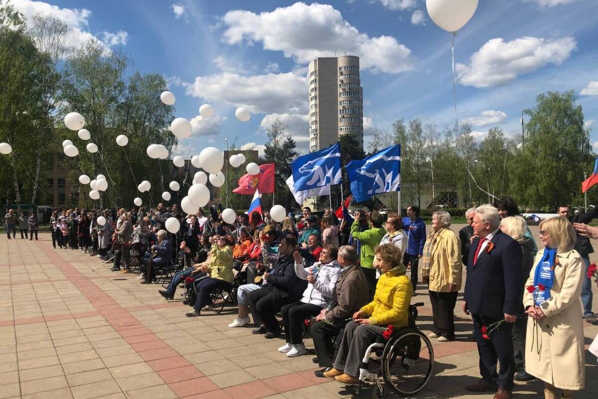 На Волыни мужчина показал голый зад в общественном месте и сильно поплатился