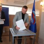 Денис Мирошниченко: Очный этап предварительного голосования «Единой России» в ЛНР стартовал без нарушений