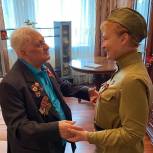 Людмила Стебенкова поздравила ветеранов с Днем Победы на юго-востоке Москвы