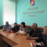 Члены фракции «Единая Россия» в Собрании депутатов Уйского района провели очередное заседание