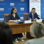 Сторонники «Единой России» обсудили в Петербурге реализацию гражданских инициатив и поддержку некоммерческих организаций