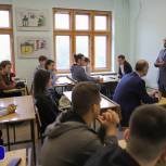 В рамках партпроекта «Зеленая экономика» в Волгоградских вузах проходят открытые лекции по теме «Человек и государство: приоритеты устойчивого развития»