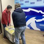 Коллектив Новомосковского колледжа передал генераторы для нужд участников СВО