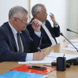 Забайкальские сенаторы обсудили с органами исполнительной власти края вопросы строительства школ и детских садов в регионе