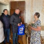 Региональный координатор партийного проекта «Старшее поколение», Совета Юрий Суський совместно поздравил детей войны с предстоящим Днём Победы.