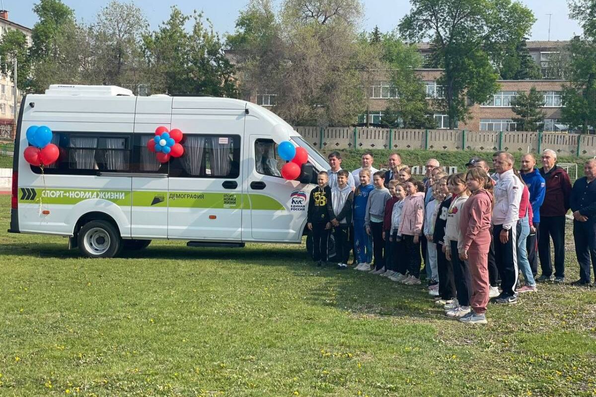 У Бугурусланской спортивной школы «Олимп» появился новый автобус