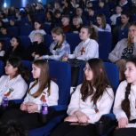 «Единая Россия» организовала для школьников Петропавловска-Камчатского поход в кино