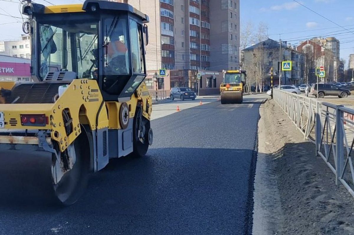 В Архангельске продолжается плановый ремонт проспекта Ломоносова