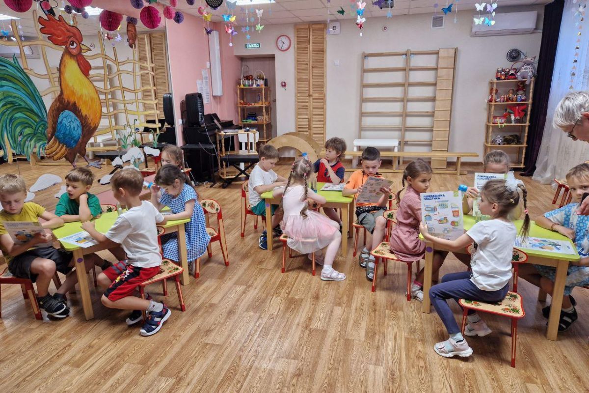В школах Владивостока при содействии «Единой России» состоялись интерактивные экологические уроки