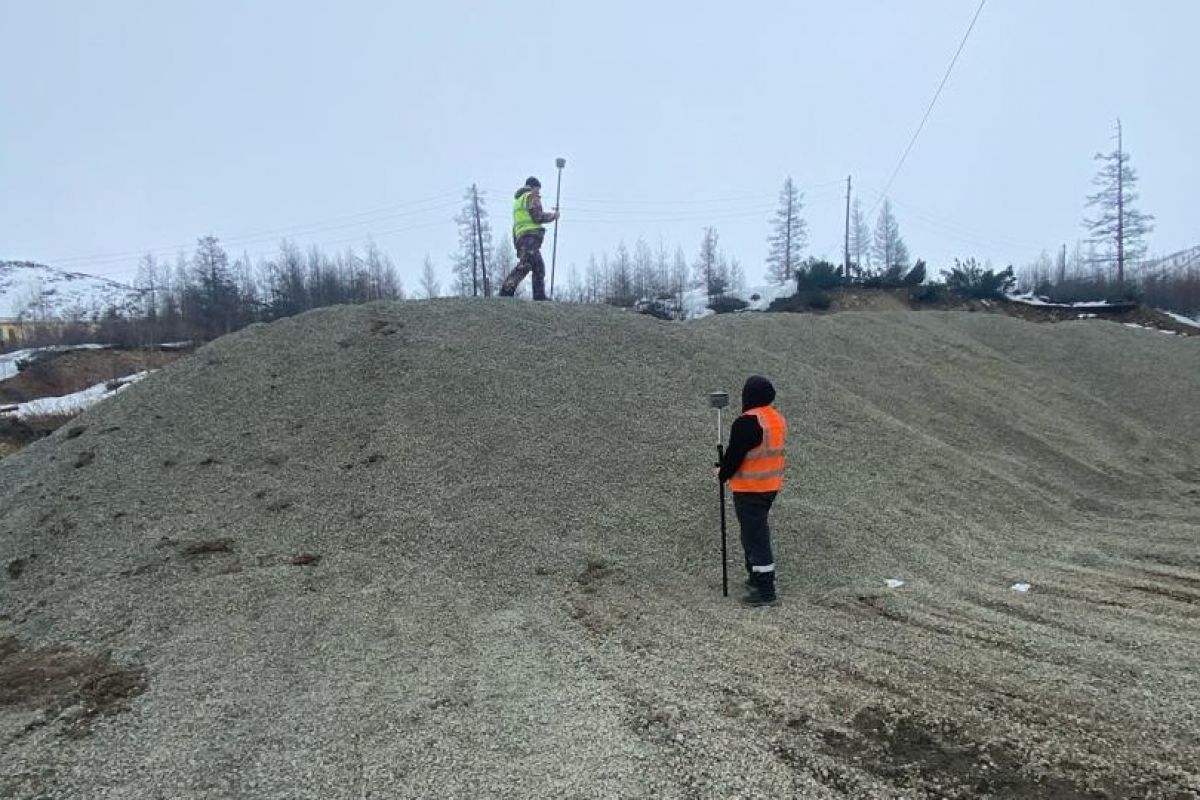 В посёлке Магаданской области при поддержке «Единой России» появятся первые дороги с твёрдым покрытием