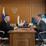 «Единая Россия» и Минстрой обсудили вопросы восстановления новых регионов и контроля за благоустройством объектов горсреды