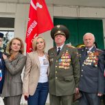 Активисты «Единой России» организовали в регионах концерты и спектакли для ветеранов