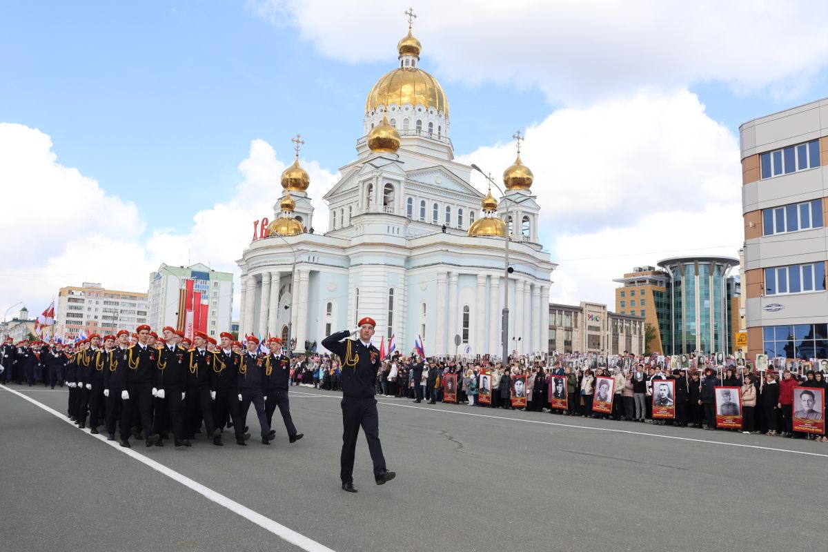 В Мордовии прошел Парад Великой Победы | 09.05.2024 | Саранск - БезФормата