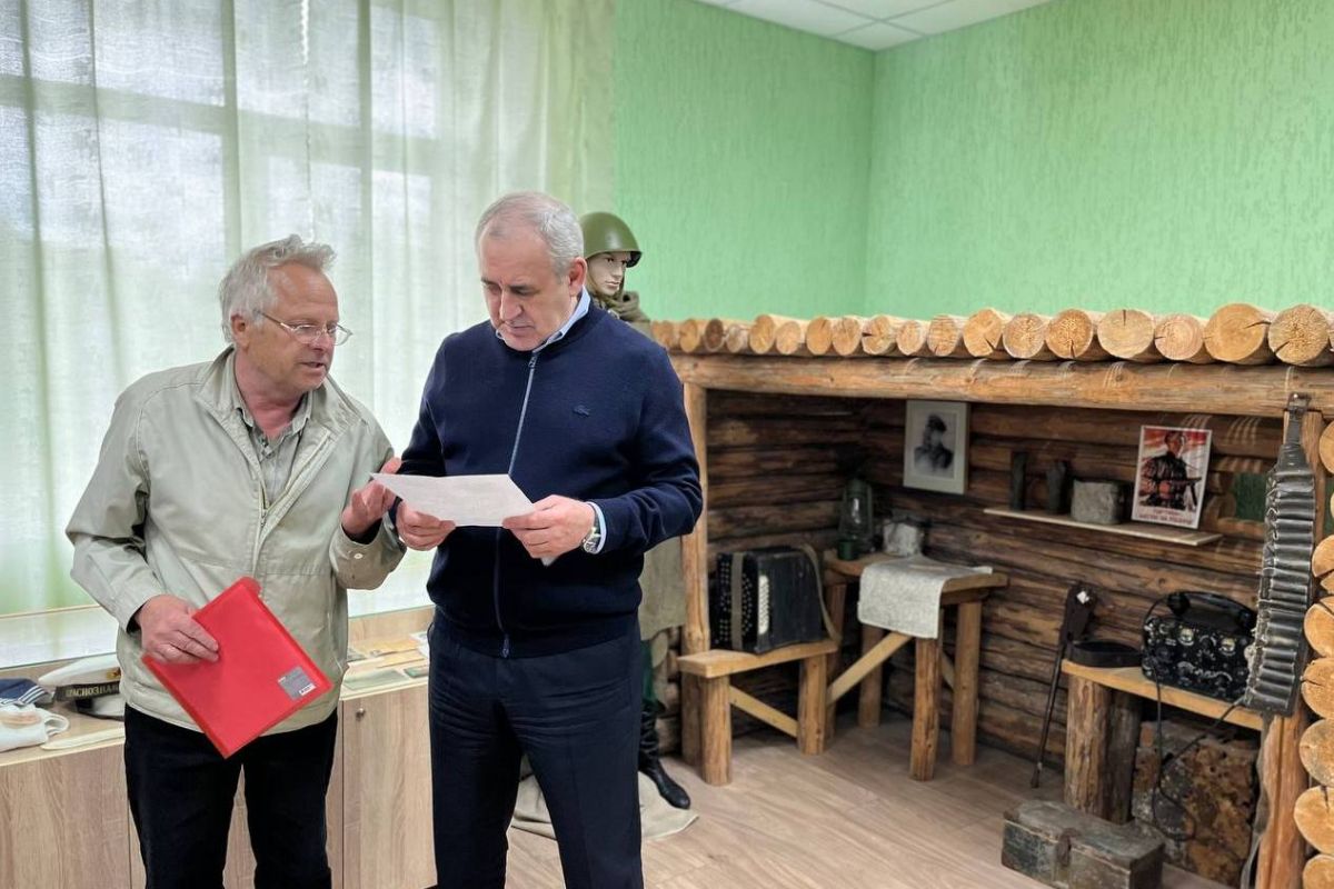 В Духовщинском музее появятся новые экспозиции - помощь окажет Сергей Неверов и его Фонд