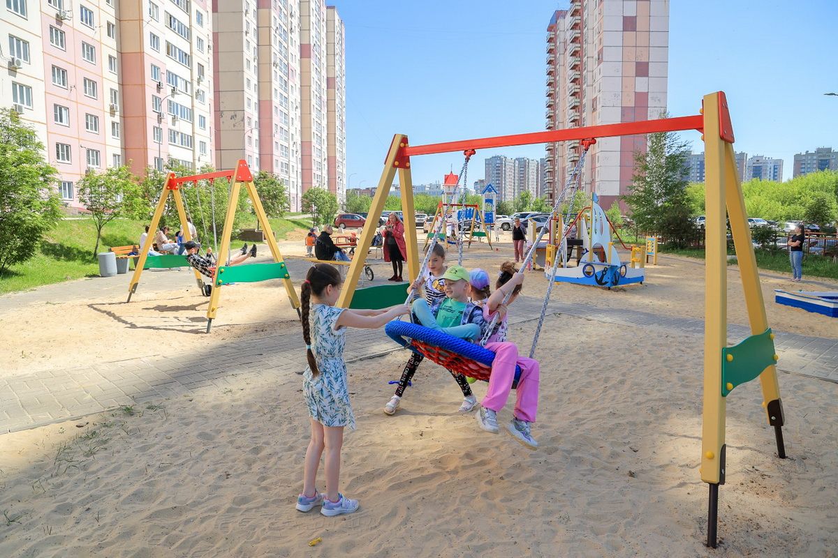 Новая детская площадка в ЖК «Маяк» появилась в Нижнем Новгороде благодаря  проекту «Вам решать!»