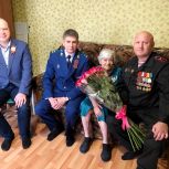 Липецкие единороссы поадресно поздравляют героев Великой Отечественной войны