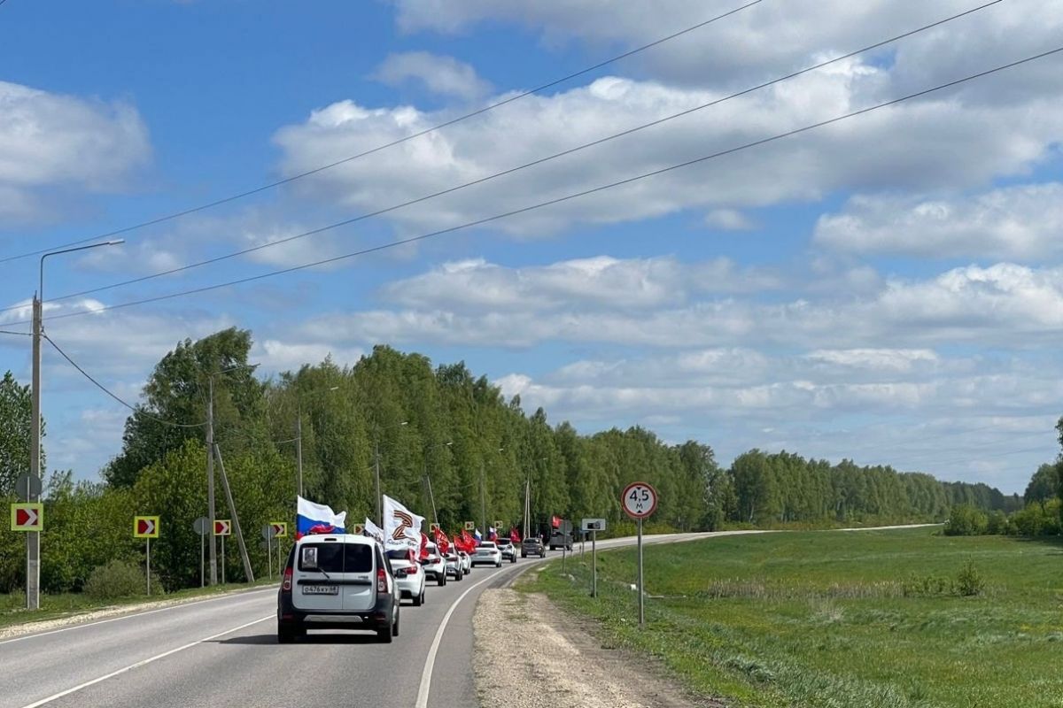 В Рассказовском округе состоялось шествие «Бессмертного автополка»