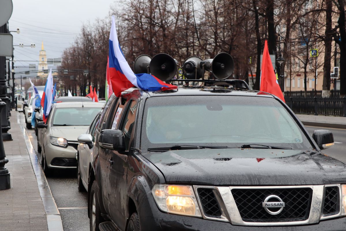 В Перми прошёл праздничный автопробег, посвящённый Дню весны и труда