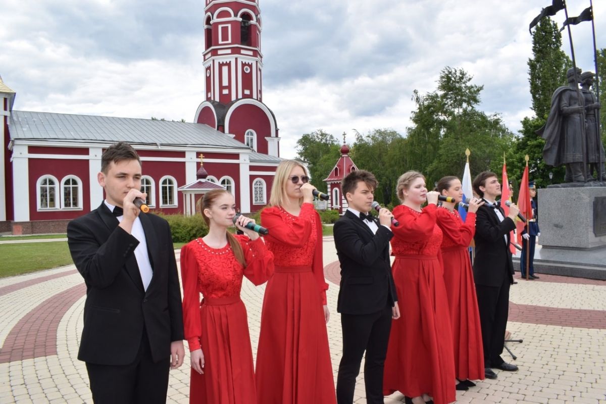 В Борисоглебске единороссы приняли участие в праздновании Дня города