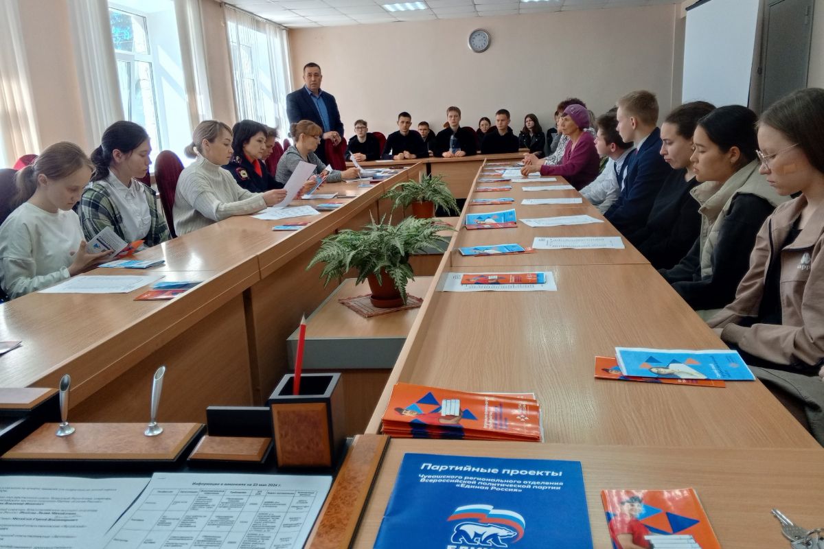 В Красночетайском округе рассказали о возможностях летнего трудоустройства подростков