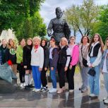 «Единая Россия» организовала экскурсию для студентов и школьников по местам боевой славы Воронежа