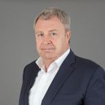 Виталий Бахметьев поздравляет южноуральцев с Днём Великой Победы