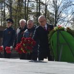 В День Победы в Ижевске возложили цветы к Вечному огню