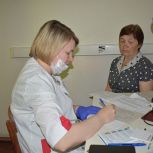 Жителей Лесного в Шиловском районе обследовали врачи социального автопоезда «Забота и здоровье»