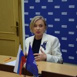 О мерах поддержки женщин говорили на дискуссионной площадке «Женского движения Единой России» в Пскове