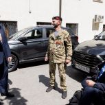 Глава Республики Крым вручил ключи от автомобилей ветеранам СВО
