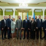 Соглашение о сотрудничестве подписали парламенты Иркутской области и Луганской Народной Республики