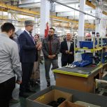 В Чечне «Единая Россия» устроила для студентов экскурсию на автозавод