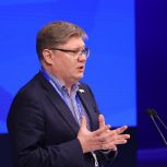 Андрей Исаев: Повышение доли оплаты труда в ВВП увеличит покупательную способность работников