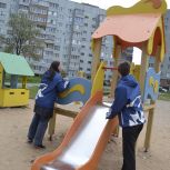 Благоустроенные по партпроекту «Городская среда» объекты проконтролировали в Пскове