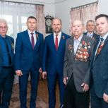 Вячеслав Яковлевич Жещенко и Станислав Николаевич Сахаров - живые страницы героической летописи Трёхгорного