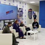 Участники «ПолитЗавода» встретились с наставниками