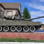В Ульяновской области «Единая Россия» в преддверии Дня Победы привела в порядок выставочную военную технику