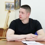 Руководитель «Юнармии» Курской области Даниил Агурьянов принимает участие в предварительном голосовании «Единой России»