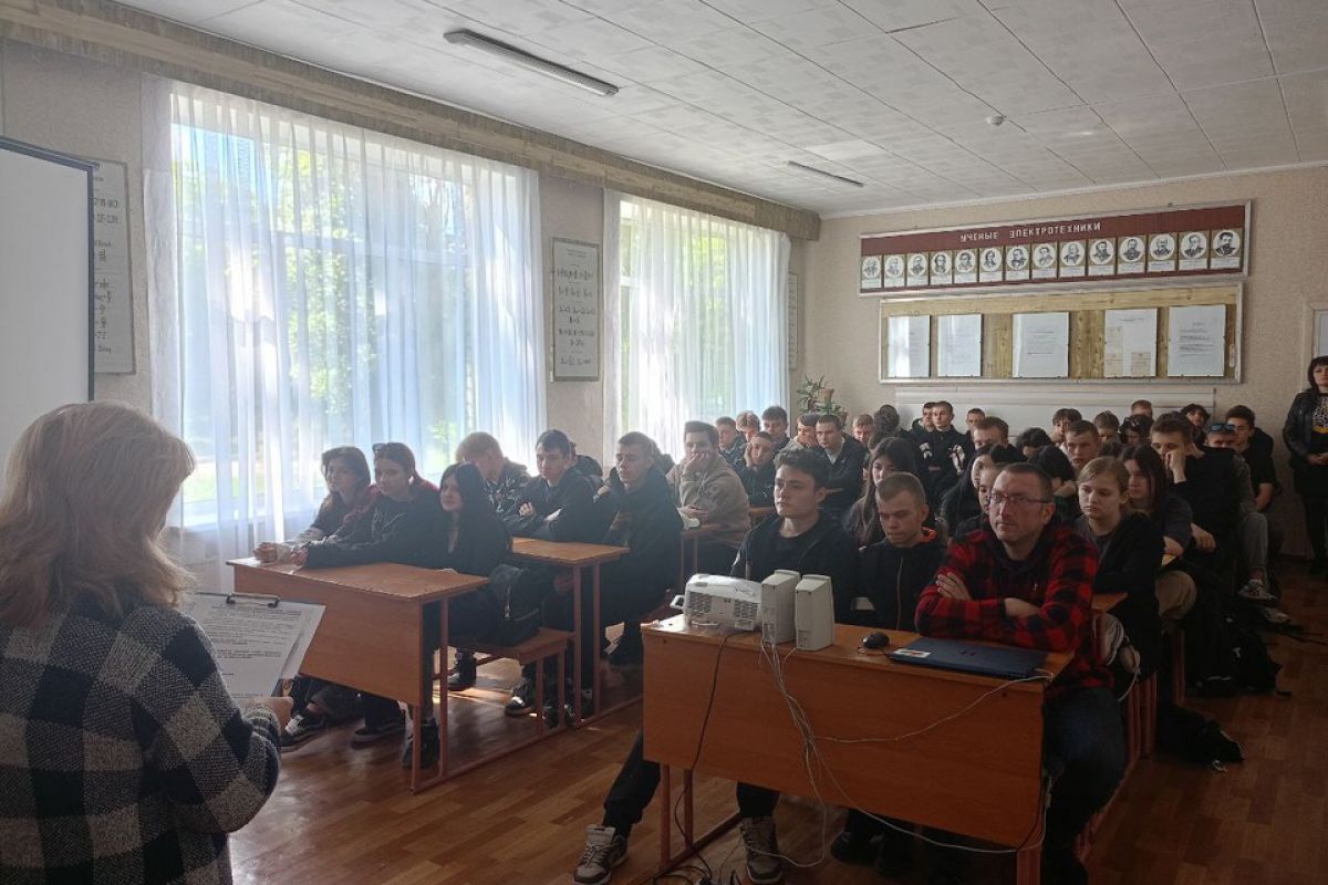 Для школьников Кировска провели мастер-класс по основам финансовой грамотности