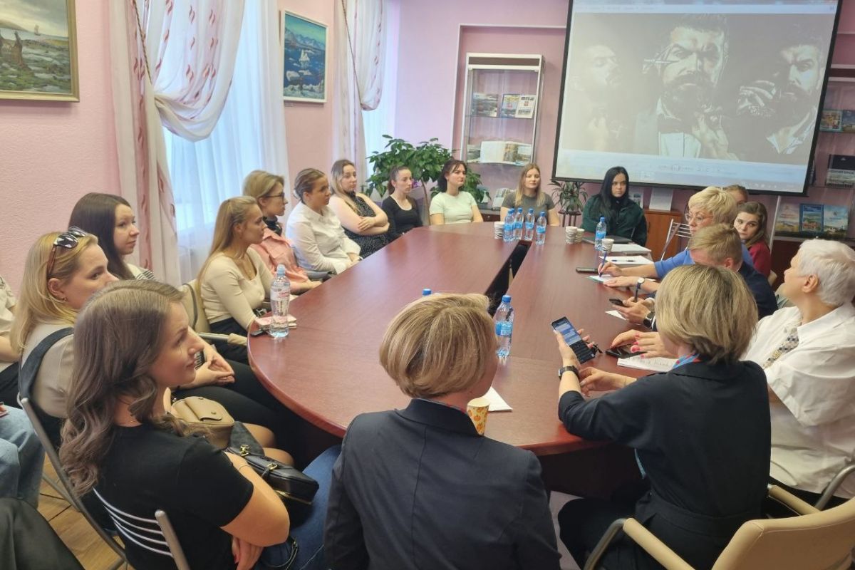 В Североморске Мурманской области при поддержке «Единой России» состоялась встреча Женского клуба