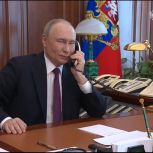 Президент России Владимир Путин позвонил раненому главе Беловского района Курской области