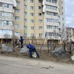 В Магадане депутаты и участники предварительного голосования «Единой России» вышли на субботники