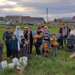 В Азнакаево посадили деревья в честь новорождённых