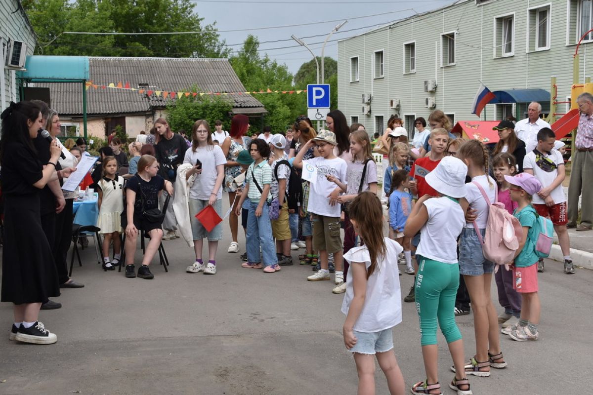 В комплексном центре «Семья» состоялся праздник «Открываем двери в лето»