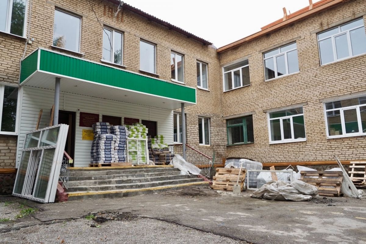 При поддержке «Единой России» в Сибае ремонтируют детсад