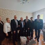 В Усть-Катаве единороссы поздравили ветеранов Великой Отечественной войны