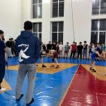 В Шелковском районе Чечни при поддержке «Единой России» состоялась открытая тренировка по вольной борьбе